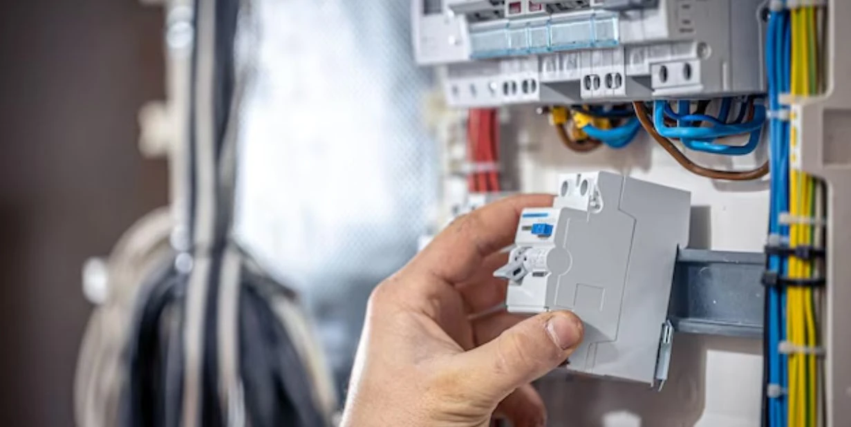 Electrical Installation & Maintenance Services in Dubai